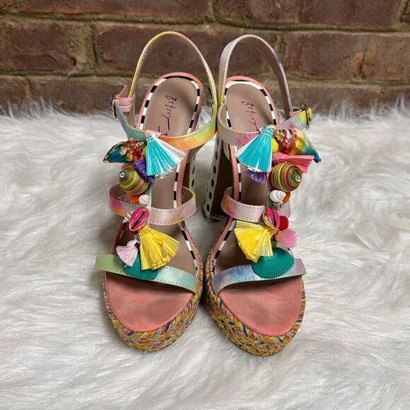 Betsey Johnson Women’s Marcyy Multi Color Tassel & Shell Block Heel Size 7.5 - Picture 2 of 8
